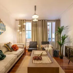 exclusivo-apartamento-en-el-casco-viejo.bilbaohotelsspain.com/
